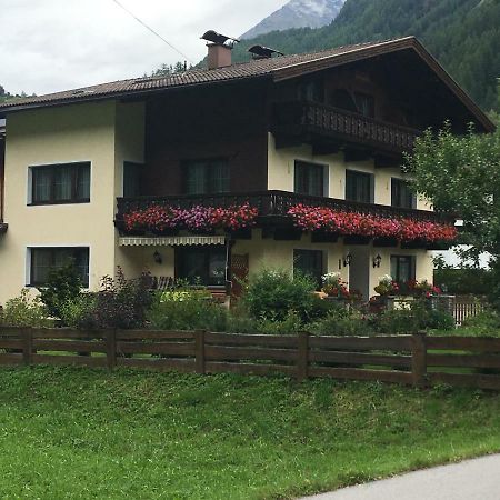 Landhaus Kuen Huben  Buitenkant foto